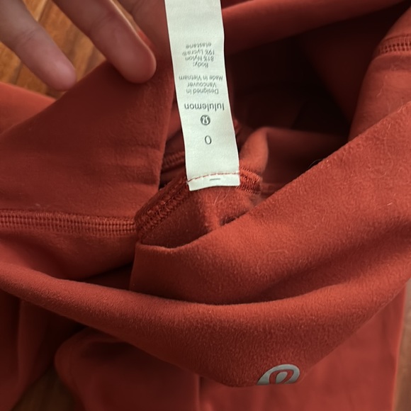 Align lululemon leggings - Picture 5 of 5